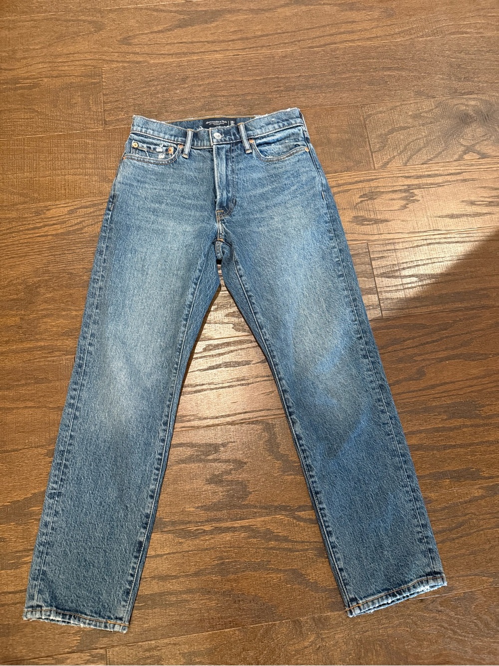 Abercrombie & Fitch Men's Vintage Stretch Straight-Leg Jeans - size 28W x 30L
